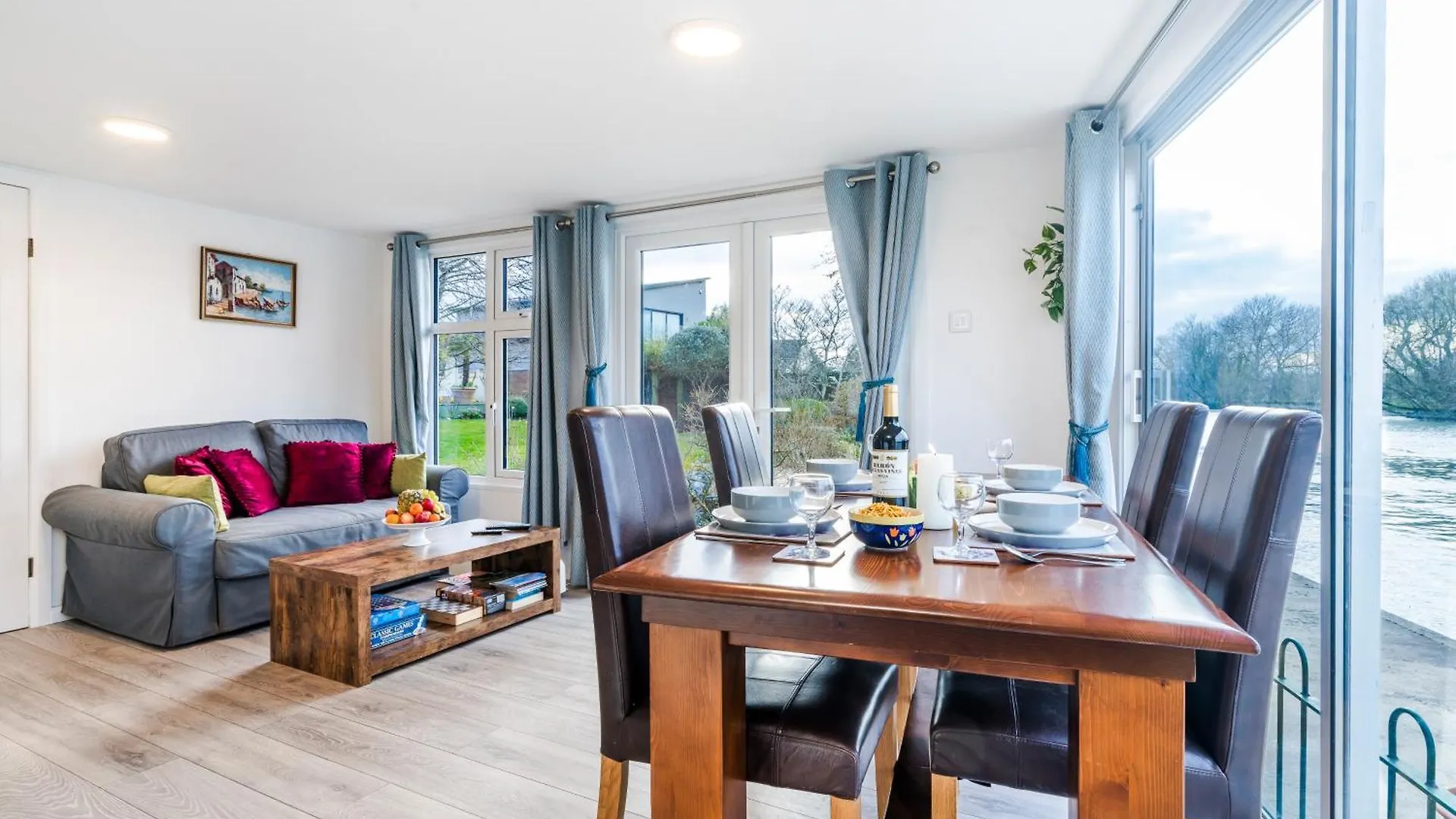 Apartment River Retreat- Near Holloway U, Thorpe Park And Heathrow Airport