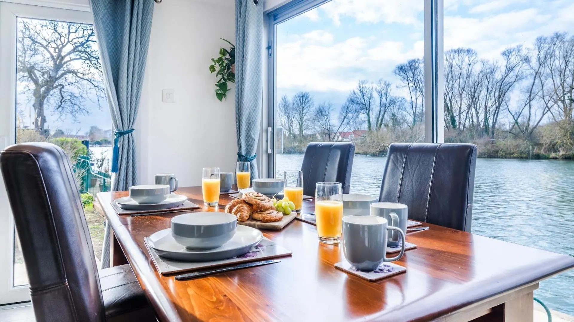 Apartment River Retreat- Near Holloway U, Thorpe Park And Heathrow Airport United Kingdom